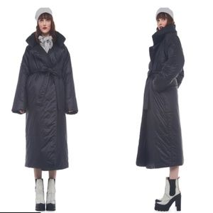 woman puffer coat L/XL